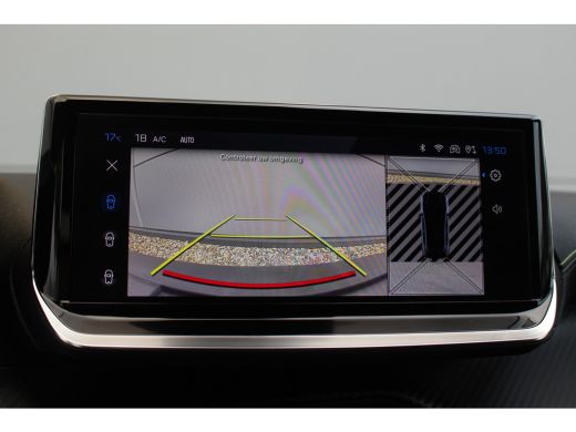 Peugeot 208 1.2 Hybrid 145 e-DCS6 GT | CarPlay | Full-LED | Climate & Cruise C. | KeyLess | Sfeerverl. | PDC ... ActivLease financial lease