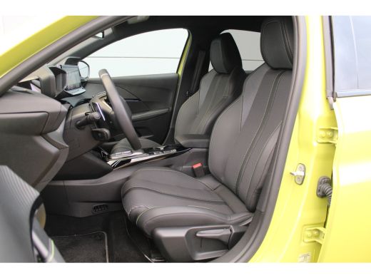 Peugeot 208 1.2 Hybrid 145 e-DCS6 GT | CarPlay | Full-LED | Climate & Cruise C. | KeyLess | Sfeerverl. | PDC ... ActivLease financial lease