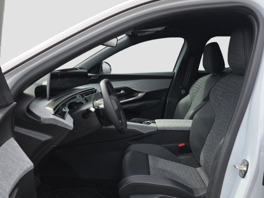 Peugeot 3008 1.2 Hybrid 145 Allure Tot 8 jaar garantie | Camera | Panoramisch Navigatie | Keyless | LED | Park... ActivLease financial lease