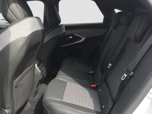 Peugeot 3008 1.2 Hybrid 145 Allure Tot 8 jaar garantie | Camera | Panoramisch Navigatie | Keyless | LED | Park... ActivLease financial lease