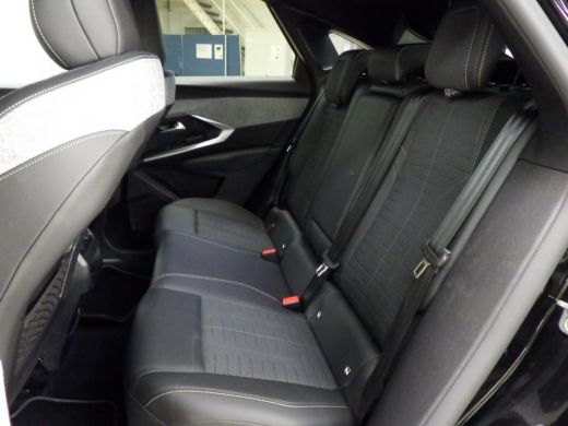 Peugeot 3008 1.2 Hybrid 145 GT | Adap. Cruise C.. | Matrix LED | Camera | St. Verwarming | 19" LMV | Climate C... ActivLease financial lease