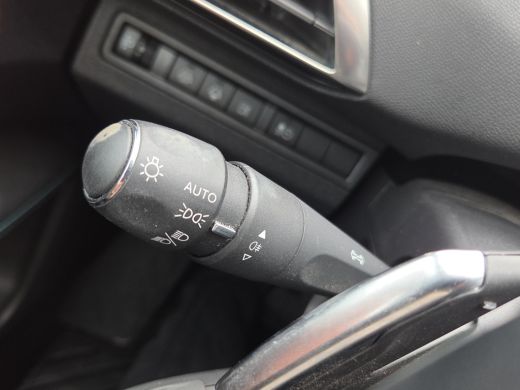 Peugeot 3008 1.6 HYbrid 225 Allure Pack Business SOH 100% | Camera | Adaptive CC | LED | Keyless | Full map na... ActivLease financial lease