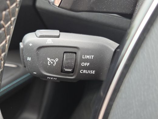 Peugeot 3008 1.6 HYbrid 225 Allure Pack Business SOH 100% | Camera | Adaptive CC | LED | Keyless | Full map na... ActivLease financial lease