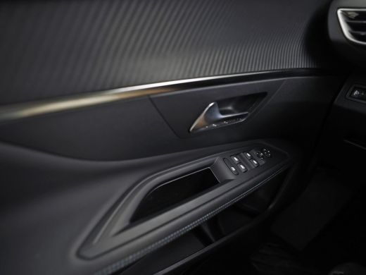 Peugeot 3008 1.6 HYbrid 225 Allure Sport 225Pk Automaat (APPLE CARPLAY, GROOT NAVI, 360 CAMERA, LEDER, SPORTST... ActivLease financial lease