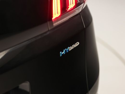 Peugeot 3008 1.6 HYbrid 225 Allure Sport 225Pk Automaat (APPLE CARPLAY, GROOT NAVI, 99% SOH, 360 CAMERA, LEDER... ActivLease financial lease