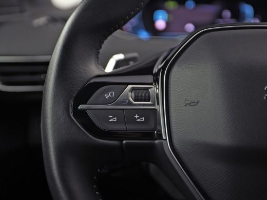 Peugeot 3008 1.6 HYbrid 225 Allure Sport 225Pk Automaat (APPLE CARPLAY, GROOT NAVI, KEYLESS, LEDER, 360 CAMERA... ActivLease financial lease