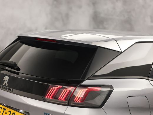 Peugeot 3008 1.6 HYbrid 225 Allure Sport 225Pk Automaat (APPLE CARPLAY, GROOT NAVI, KEYLESS, LEDER, 360 CAMERA... ActivLease financial lease