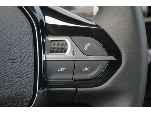 Peugeot e-208 EV Style 50 kWh | Carplay | Cruise | DAB | Climate | LED | PDC A | Elek. Ramen | Carplay | Cruise... ActivLease financial lease
