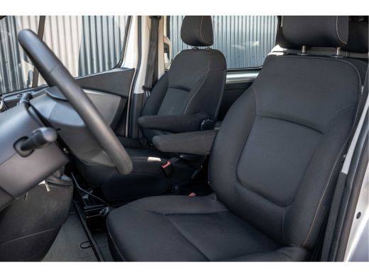 Renault Trafic 1.6 dCi 125PK L2H1 | DC 5-Zits | Camera | Cruise | Airco | Trekhaak ActivLease financial lease