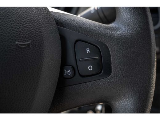 Renault Trafic 1.6 dCi 125PK L2H1 | DC 5-Zits | Camera | Cruise | Airco | Trekhaak ActivLease financial lease
