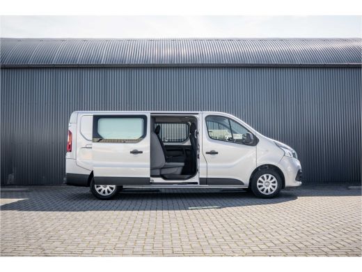 Renault Trafic 1.6 dCi 125PK L2H1 | DC 5-Zits | Camera | Cruise | Airco | Trekhaak ActivLease financial lease