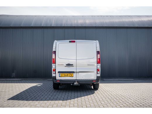 Renault Trafic 1.6 dCi 125PK L2H1 | DC 5-Zits | Camera | Cruise | Airco | Trekhaak ActivLease financial lease