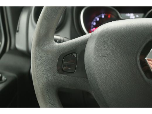 Renault Trafic 2.0 dCi 145PK T29 L2H1 | DC | 6 Zits | Airco | Cruise | Parkeersens. | Trekhaak | Carplay ActivLease financial lease