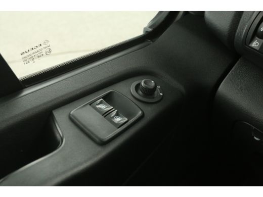 Renault Trafic 2.0 dCi 145PK T29 L2H1 | DC | 6 Zits | Airco | Cruise | Parkeersens. | Trekhaak | Carplay ActivLease financial lease