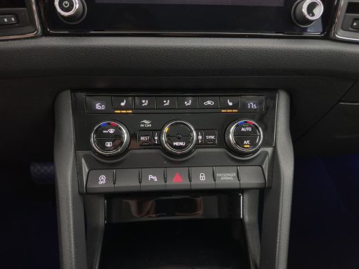 Skoda Kodiaq 1.5 TSI Business Edition [7-Pers.] (INCL-BTW) Aut. *LEATHER-FABRIC | FULL-LED | DIGI-COCKPIT | AD... ActivLease financial lease
