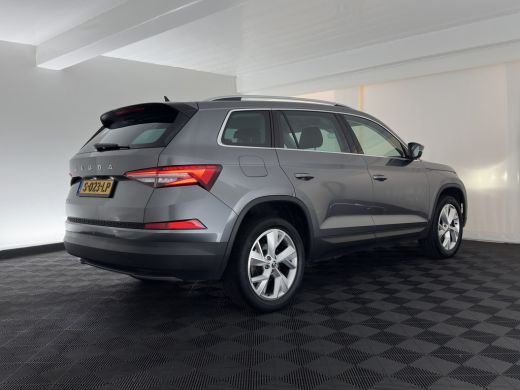 Skoda Kodiaq 1.5 TSI Business Edition [7-Pers.] (INCL-BTW) Aut. *LEATHER-FABRIC | FULL-LED | DIGI-COCKPIT | AD... ActivLease financial lease