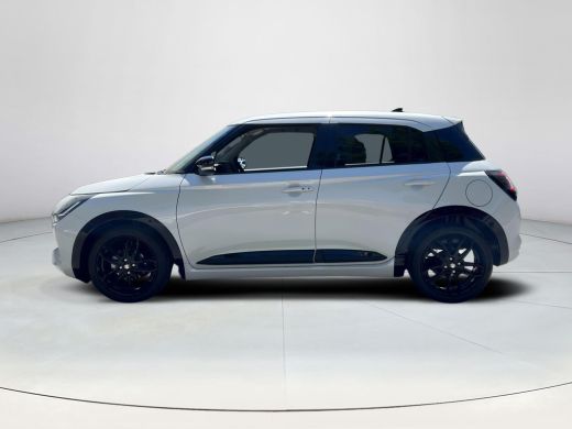 Suzuki Swift 1.2 Style Smart Hybrid 17" LM, Piano Black bodykit ActivLease financial lease