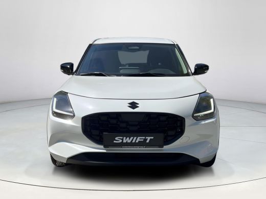 Suzuki Swift 1.2 Style Smart Hybrid 17" LM, Piano Black bodykit ActivLease financial lease