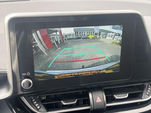 Toyota C-HR 1.8 Hybrid GR-Sport | Trekhaak | Stoel- + stuurverwarming | Carplay | Dode hoek waarschuwing | ActivLease financial lease
