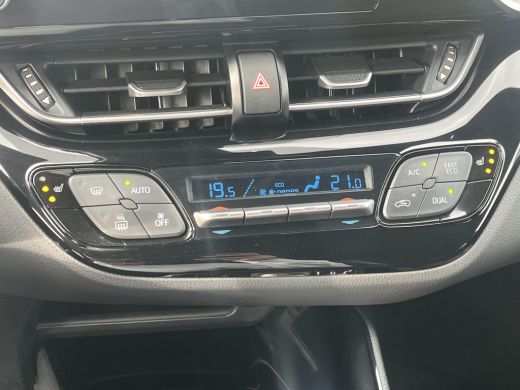 Toyota C-HR 1.8 Hybrid GR-Sport | Trekhaak | Stoel- + stuurverwarming | Carplay | Dode hoek waarschuwing | ActivLease financial lease
