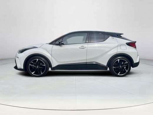 Toyota C-HR 1.8 Hybrid GR-Sport | Trekhaak | Stoel- + stuurverwarming | Carplay | Dode hoek waarschuwing | ActivLease financial lease