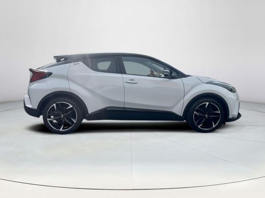 Toyota C-HR 1.8 Hybrid GR-Sport | Trekhaak | Stoel- + stuurverwarming | Carplay | Dode hoek waarschuwing | ActivLease financial lease