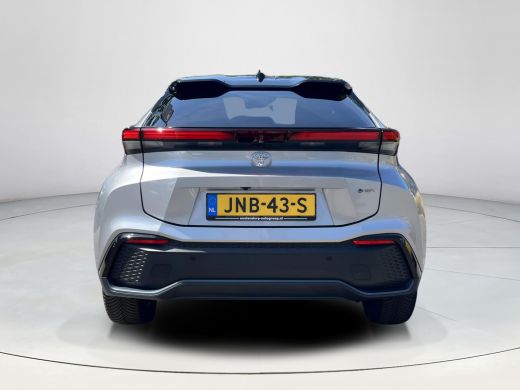 Toyota C-HR 2.0 Hybrid 200 Executive ActivLease financial lease
