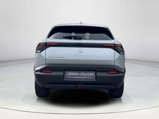 Toyota Urban Cruiser Dynamic 61 kWh | &euro; 3.000 extra inruilwaarde | ActivLease financial lease