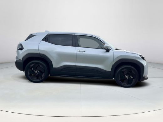 Toyota Urban Cruiser Dynamic 61 kWh | &euro; 3.000 extra inruilwaarde | ActivLease financial lease