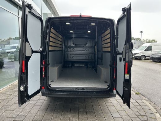 Volkswagen Crafter 30 2.0 TDI L3H2 Highline 140PK RK Edition | Achteruitrijcamera | Betimmering | Ergo bestuurdersst... ActivLease financial lease