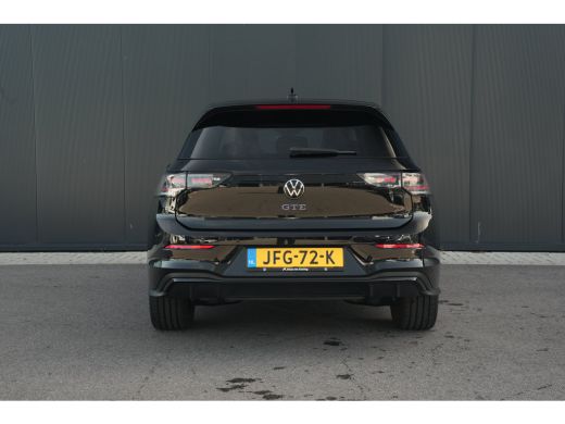 Volkswagen Golf 272pk 1.5 eHybrid GTE | Lederen Bekleding | Camera | Trekhaak | Adaptive Cruise | Elektrisch Pano... ActivLease financial lease