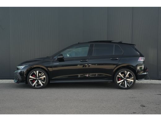 Volkswagen Golf 272pk 1.5 eHybrid GTE | Lederen Bekleding | Camera | Trekhaak | Adaptive Cruise | Elektrisch Pano... ActivLease financial lease