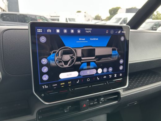 Volkswagen ID. Buzz Cargo Cargo Bulli Limited Edition 79 kWh 286PK | Trekhaak | 360 camera | LED Matrix ActivLease financial lease