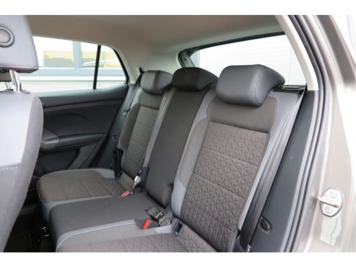 Volkswagen T-Cross 1.0 TSI 110pk DSG Style, Led, Virtual Cockpit, Navigatie, Stoelverwarming, DAB+ ,Carplay ,etc . ActivLease financial lease