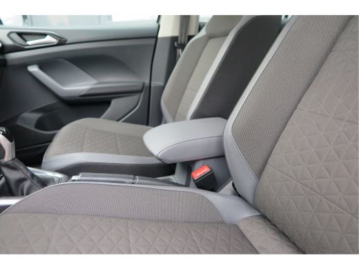 Volkswagen T-Cross 1.0 TSI 110pk DSG Style, Led, Virtual Cockpit, Navigatie, Stoelverwarming, DAB+ ,Carplay ,etc . ActivLease financial lease