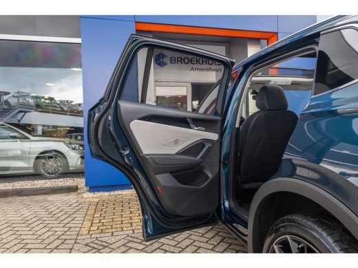 Volkswagen Tiguan 1.5 eHybrid Elegance | Elek. Trekhaak | Cruise control adaptief | Panorama dak Elek. | 20'' | 360... ActivLease financial lease