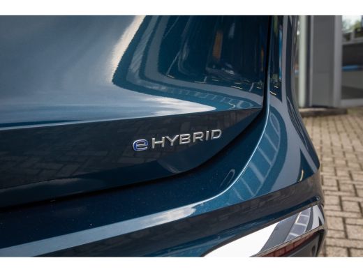 Volkswagen Tiguan 1.5 eHybrid Elegance | Elek. Trekhaak | Cruise control adaptief | Panorama dak Elek. | 20'' | 360... ActivLease financial lease