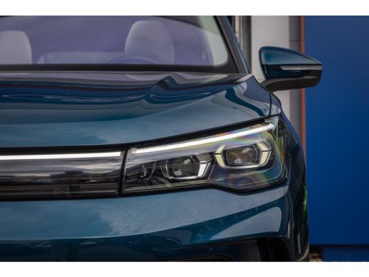 Volkswagen Tiguan 1.5 eHybrid Elegance | Elek. Trekhaak | Cruise control adaptief | Panorama dak Elek. | 20'' | 360... ActivLease financial lease