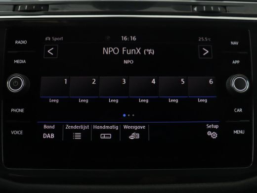 Volkswagen Tiguan Allspace | Leder | Trekhaak | Virtual dashboard | Adaptive cruise | Camera | Park assist | Carplay | Clima... ActivLease financial lease