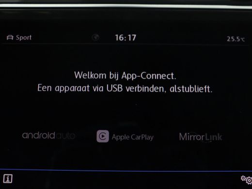 Volkswagen Tiguan Allspace | Leder | Trekhaak | Virtual dashboard | Adaptive cruise | Camera | Park assist | Carplay | Clima... ActivLease financial lease