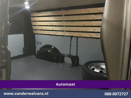 Volkswagen Transporter 2.0 TDI 200pk Automaat L2H1 Bulli inrichting Euro6 Airco | Camera | 2500kg Trekhaak | Imperiaal |... ActivLease financial lease