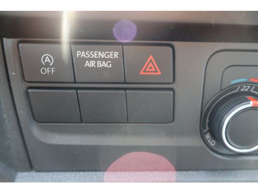 Volkswagen Transporter 2.0 TDI L1 H1 Black Edition ActivLease financial lease