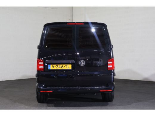 Volkswagen Transporter 2.0 TDI L1 H1 Black Edition ActivLease financial lease