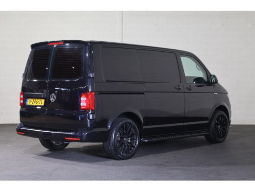 Volkswagen Transporter 2.0 TDI L1 H1 Black Edition ActivLease financial lease