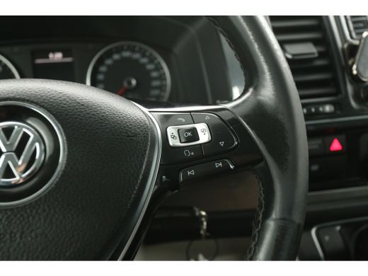 Volkswagen Transporter 2.0 TDI L2H1 150PK | Dubbele Cabine | Automaat | Airco | Cruise | Trekhaak | Navi | Parkeersens. ActivLease financial lease