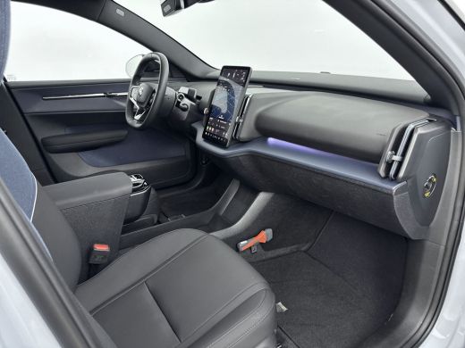 Volvo  EX30 Single Motor Extended Range Plus 69 kWh | Stoel + Stuurverwarming | Afwijkende dakkleur | PDC V+A... ActivLease financial lease
