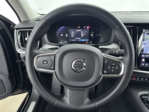 Volvo  V60 T6 Plug-in hybrid AWD Core Bright | Trekhaak | Adaptive Verlichting | Android Auto / Apple Carpla... ActivLease financial lease