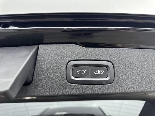 Volvo  V60 T6 Plug-in hybrid AWD Core Bright | Trekhaak | Adaptive Verlichting | Android Auto / Apple Carpla... ActivLease financial lease
