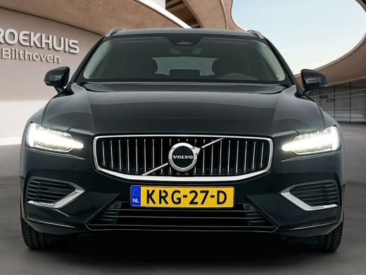 Volvo  V60 T6 Plug-in hybrid AWD Core Bright | Trekhaak | Adaptive Verlichting | Android Auto / Apple Carpla... ActivLease financial lease