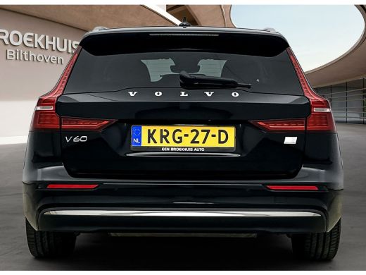 Volvo  V60 T6 Plug-in hybrid AWD Core Bright | Trekhaak | Adaptive Verlichting | Android Auto / Apple Carpla... ActivLease financial lease